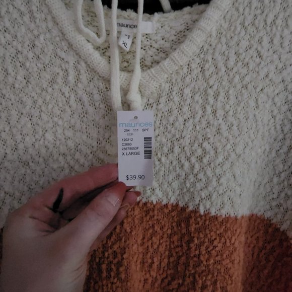 Sweater - Picture 2 of 3